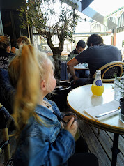 Terras bij Les Halles Dijon